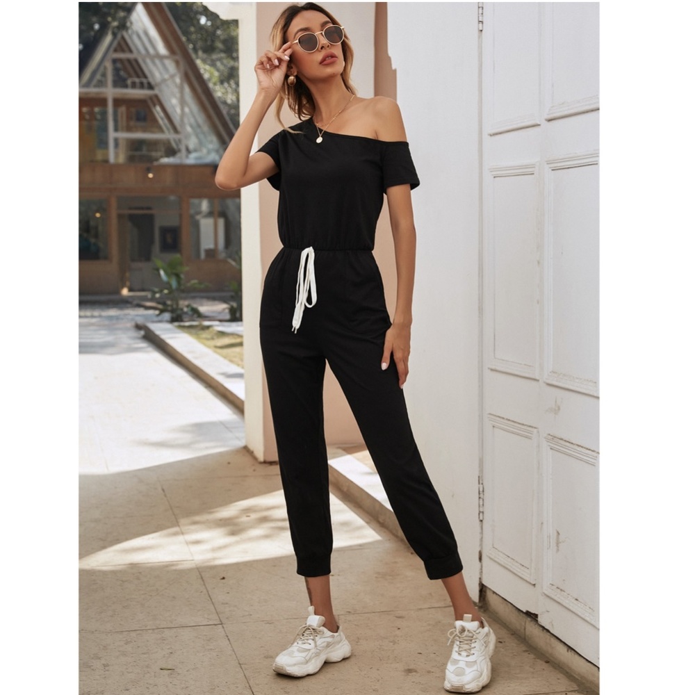 Contrast Tie Short Sleeve Black Jumpsuit